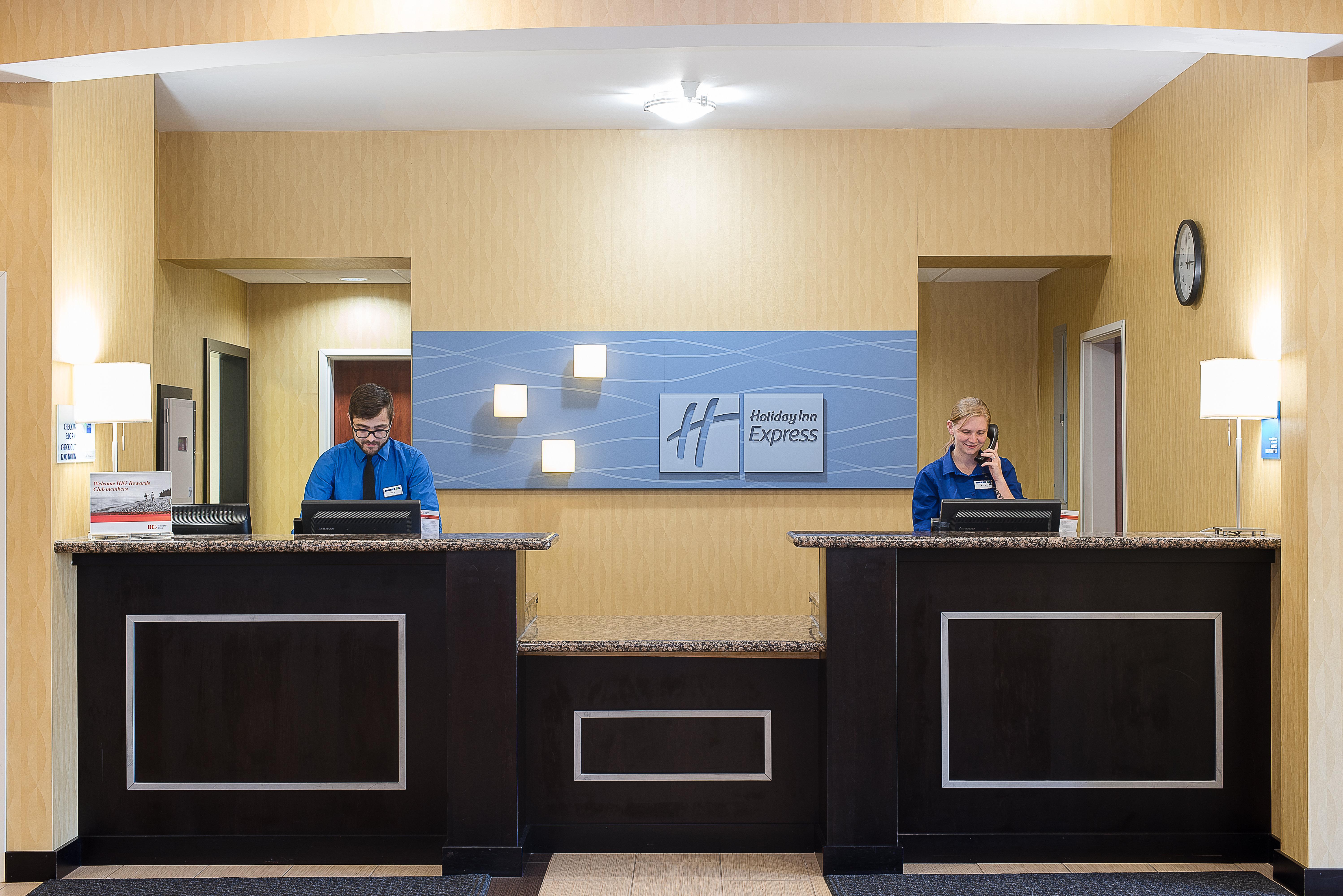 Holiday Inn Express And Suites Lafayette East, An Ihg Hotel Exteriör bild