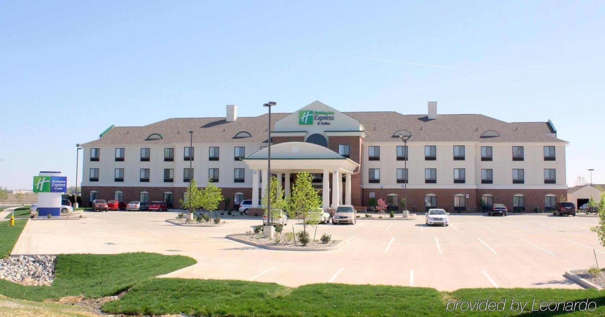 Holiday Inn Express And Suites Lafayette East, An Ihg Hotel Exteriör bild